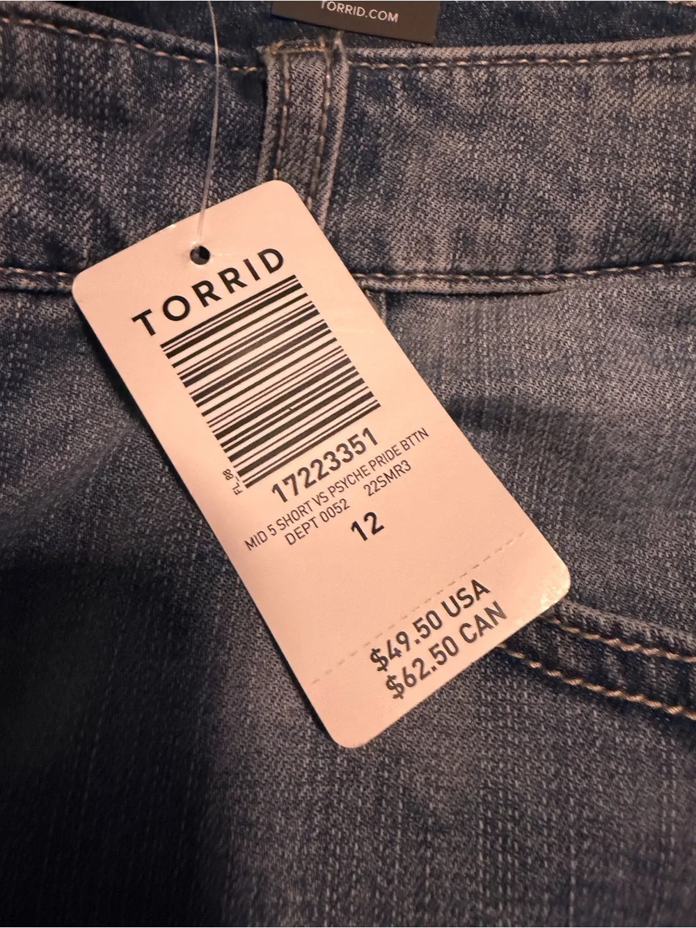 NEW NWT Torrid Blue High-Rise Jeans with Multicolor Rainbow 🌈 Button-Fly